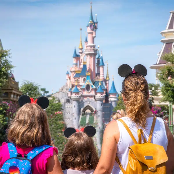 Notre FAQ et nos réponses pour votre séjour à Disneyland Paris